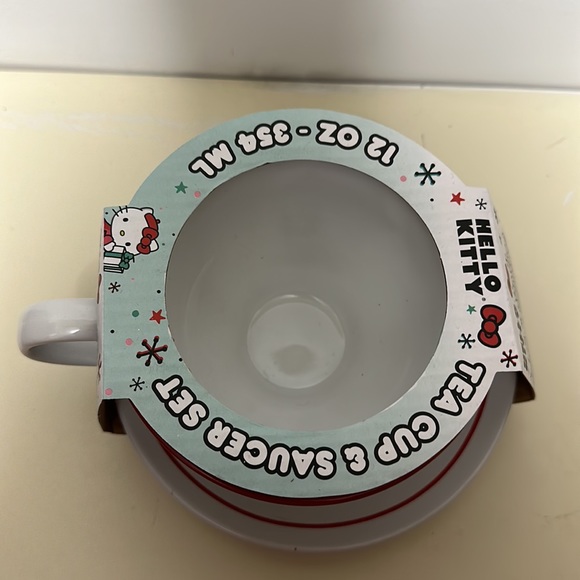 Christmas hello kitty glass tea set - Picture 2 of 3